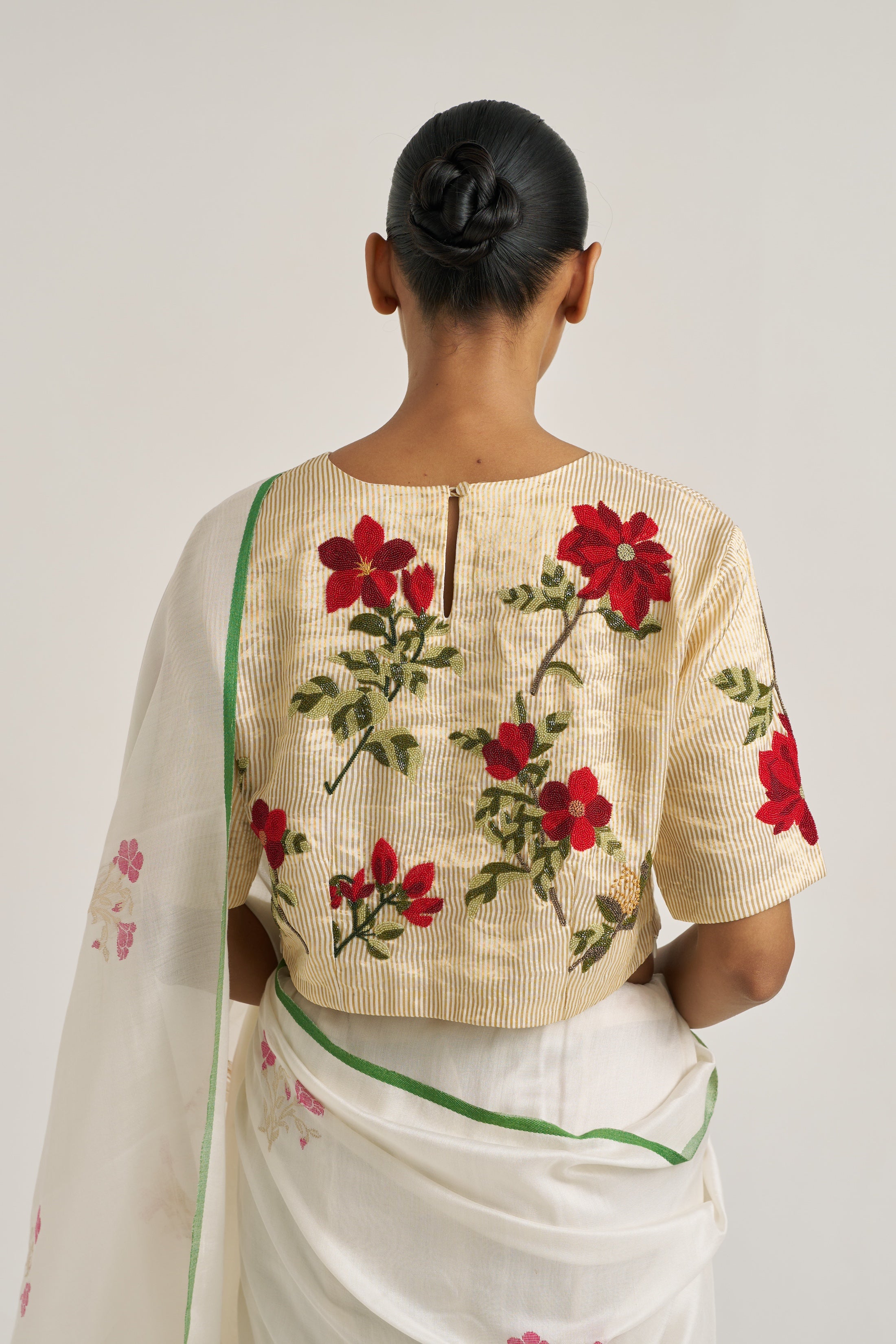 B A G A A N _ G O L D