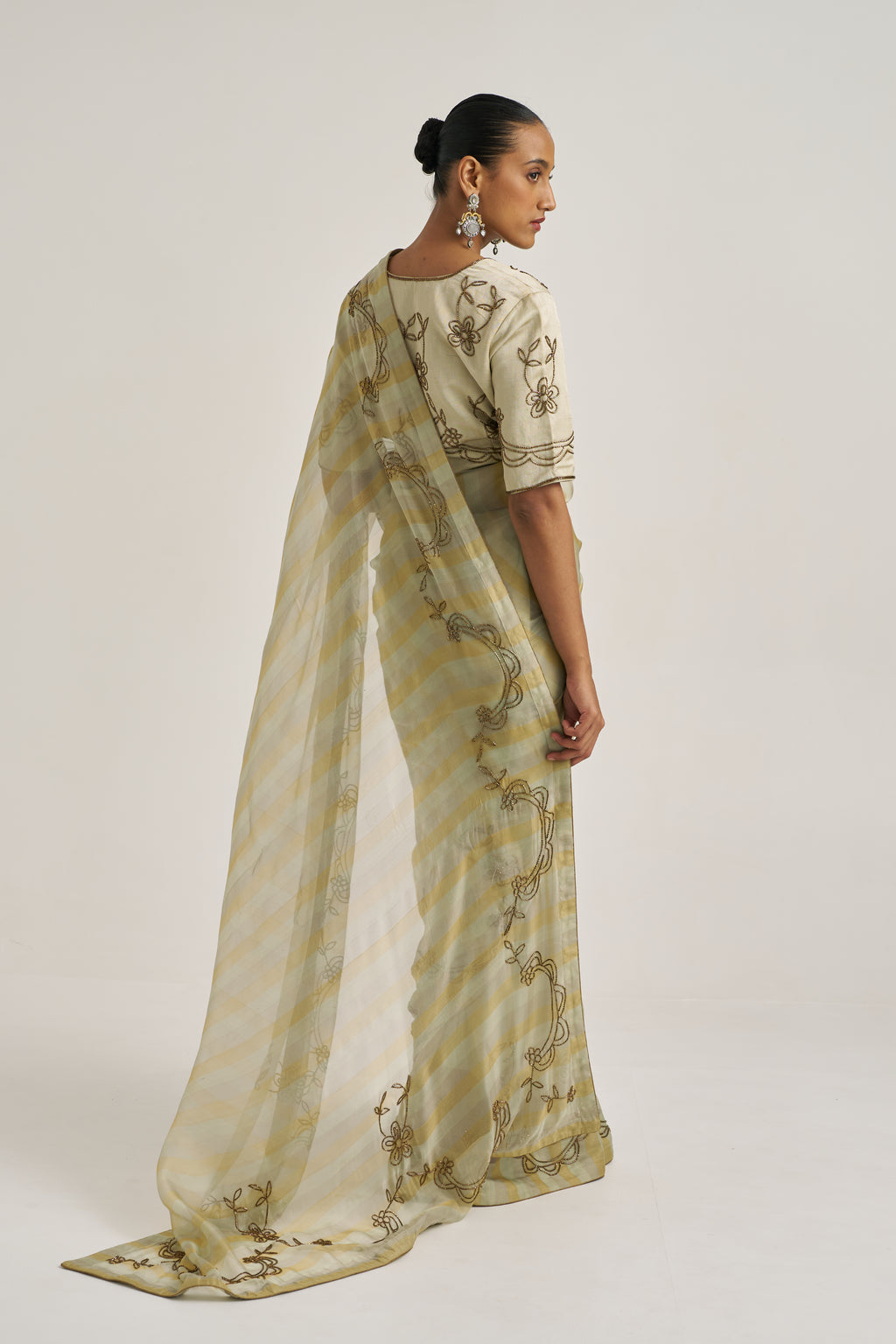 Y A M I N I__G O L D